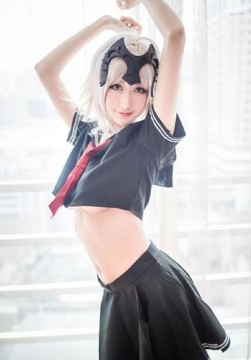 找个熟女为了钱败败火_4K全集在线观看